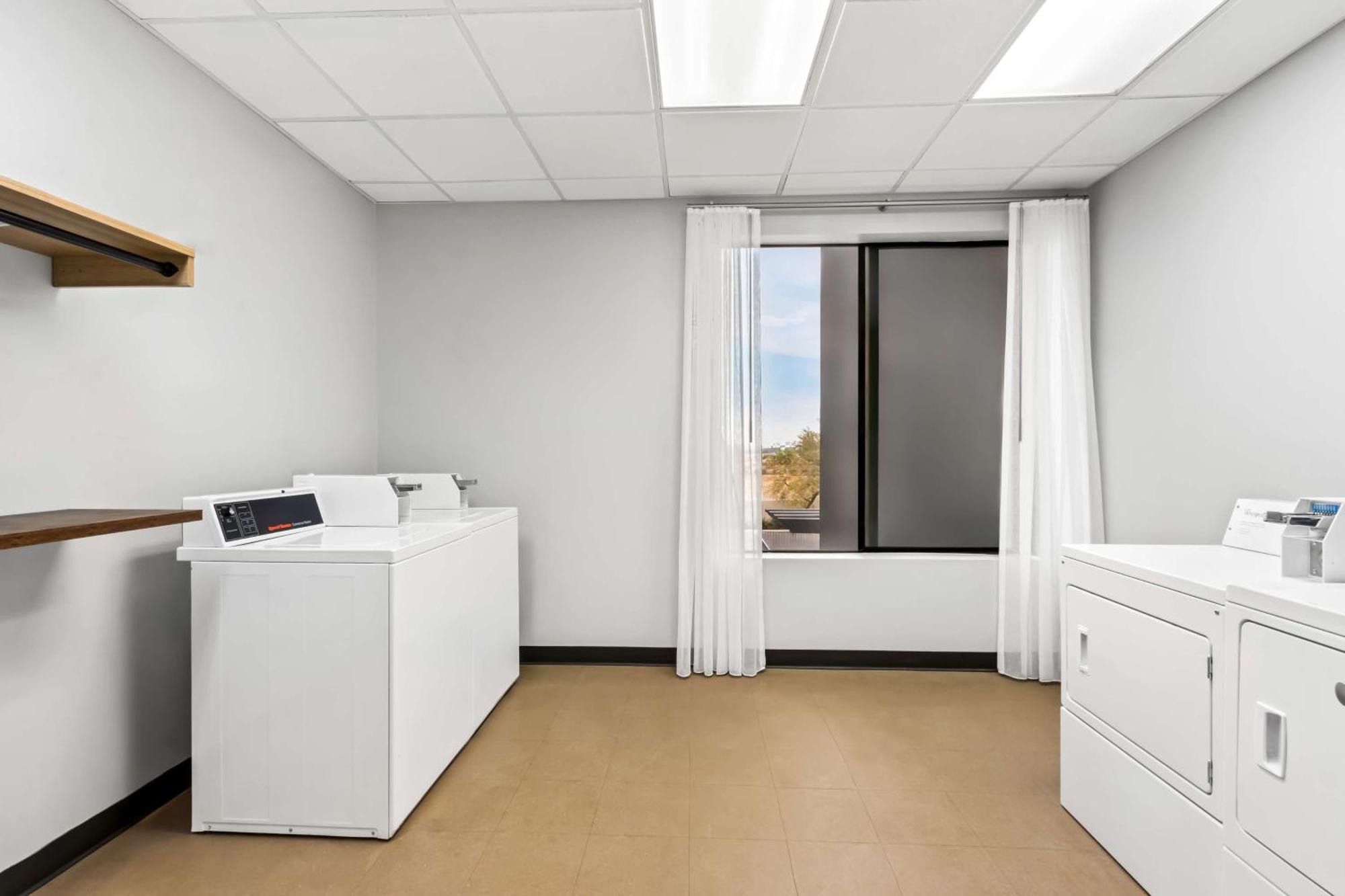 Legacy Inn&Suites Mesa Eksteriør bilde