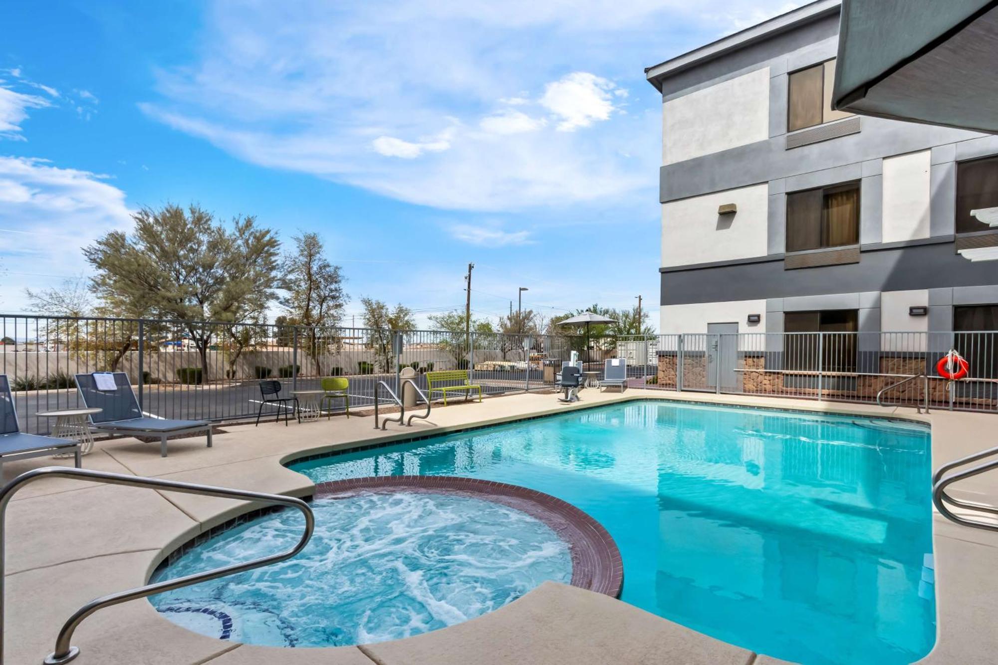 Legacy Inn&Suites Mesa Eksteriør bilde